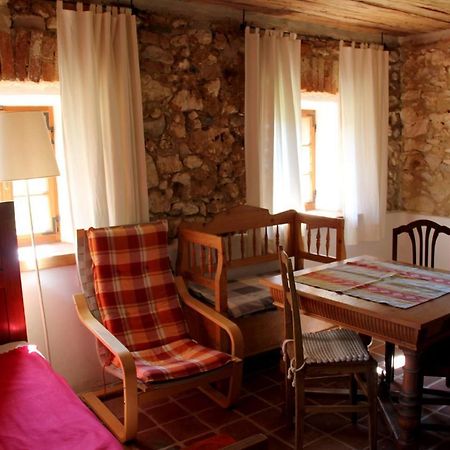 Ferienwohnungen Sonnenberg Рач-ан-дер-Вайнштрассе Экстерьер фото